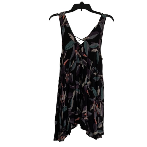 Rip Curl Dresses & Skirts - Rip Curl Floral Print Swimsuit Cover-up/Dress Size Small